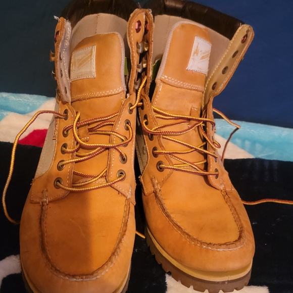 Men's Tan Leather Boots - Picture 1 of 8